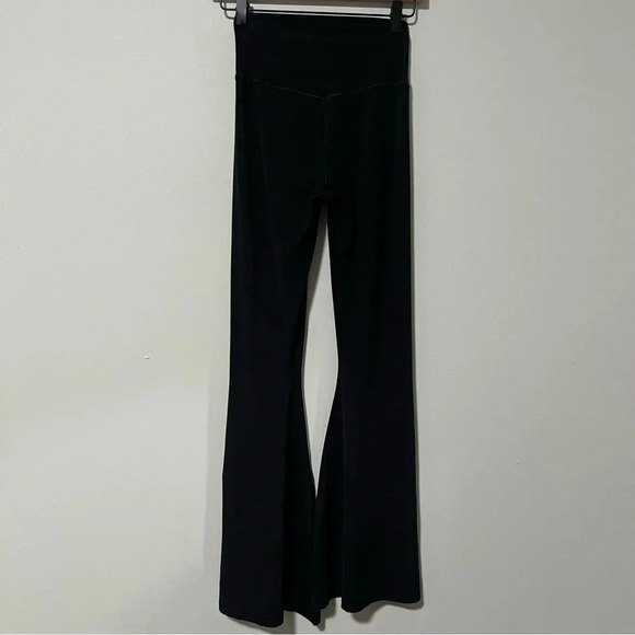 Aerie OFFLINE Real Me Xtra High Waisted Slit Flare Legging Small - Picture 10 of 10